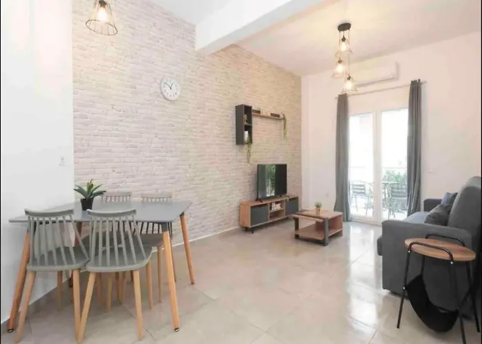 Mimikas Apartament *